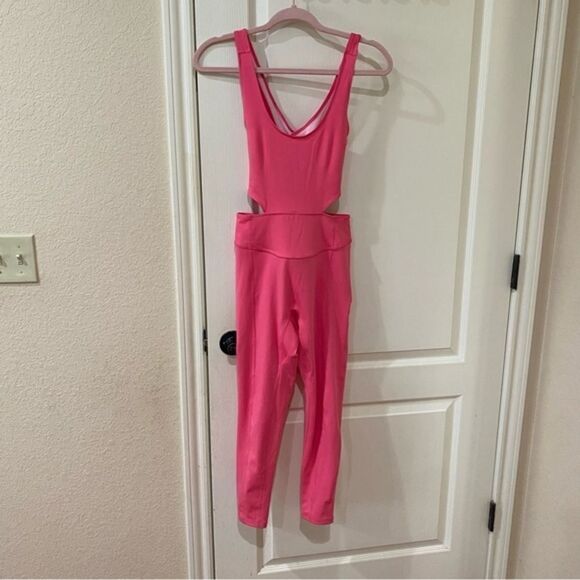 NWOT Free People Back It Up Scoop Neck Strappy Back Fitted Onesie - Picture 3 of 6